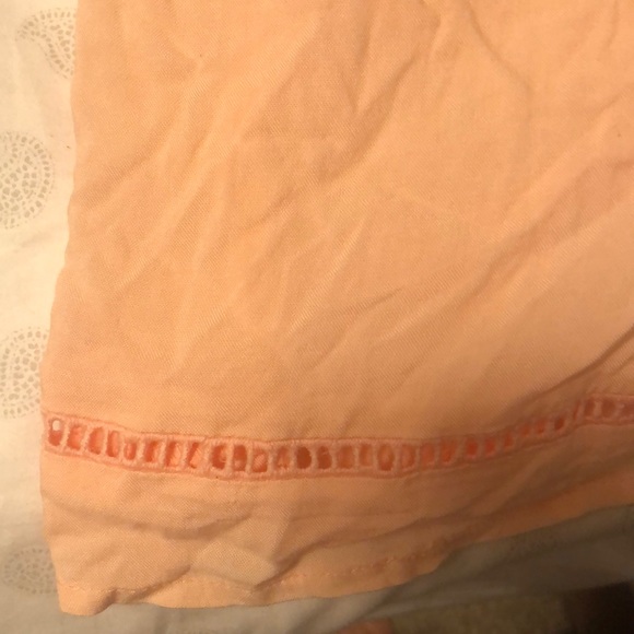 Peach romper - Picture 2 of 2